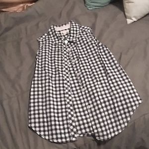 A button down, Checkered, tank top.